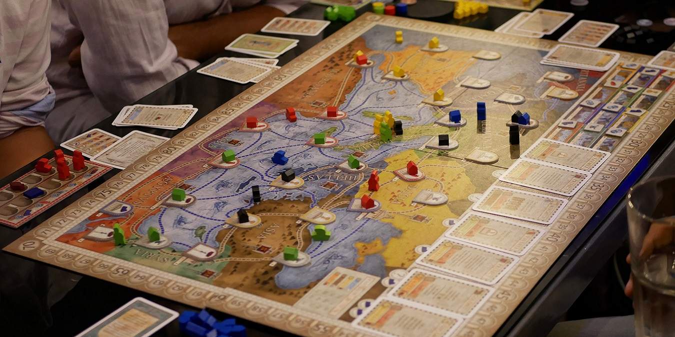 The Best Sites To Play Tabletop Games Online Featured